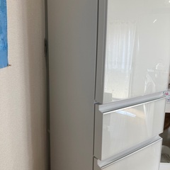【2/21(金)取りに来ていただける方優先】冷蔵庫 三菱 MR-CG33TE-W（330L）の画像
