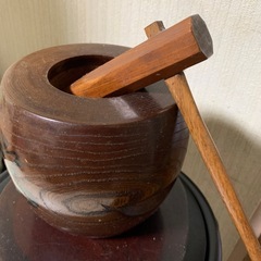 木製　臼と杵の画像