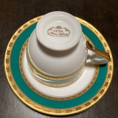 HOYA ボーンチャイナ　カップ&ソーサー1客　エメラルドグリーン×ゴールドの画像