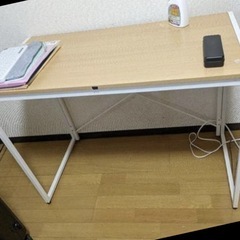 折りたたみテーブル　