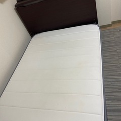 ニトリ　セミダブルベッド　マットレス付きの画像