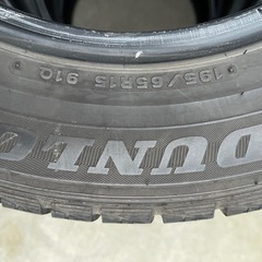 195/65R15 中古スタッドレスタイヤの画像