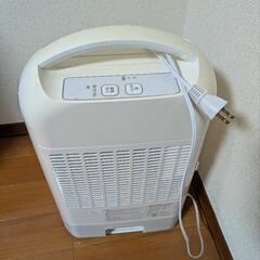 アイリスオーヤマ　除湿機の画像