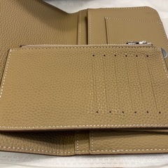 限定お値下げ中です☆即完売商品　新品 リアルレザー長財布 エトゥープ の画像