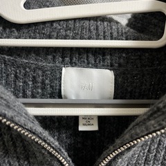 H & M セーターの画像