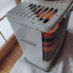 トヨトミ　ダブルクリーン 反射型石油ストーブ　RC-P325E 木造8畳用／マンション12畳用の画像