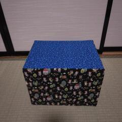 やさしい家具スツールの画像