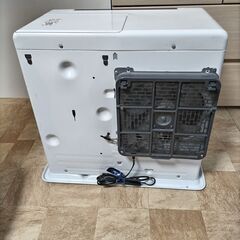 ダイニチ 石油ファンヒーター FW-57DX-W [クールホワイト]の画像