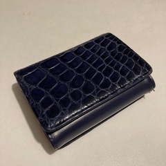 シャイニークロコダイルレザー 三つ折りコンパクト財布