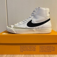 （値段交渉可）NIKE BLAZER MID 77 VINTAGE／WHITE/BLACK／25.5cm／12,000円相当の画像