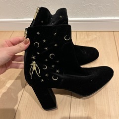 セーラームーンコラボブーツ