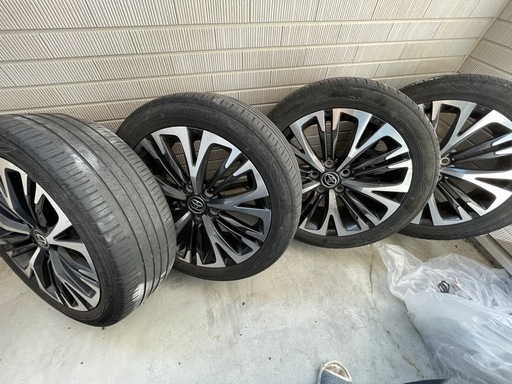 ヤリスクロス 純正タイヤホイールセット