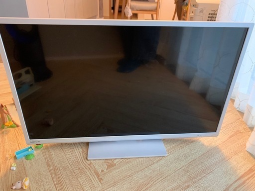 32型液晶テレビ