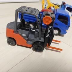 おもちゃ　工事車両の画像