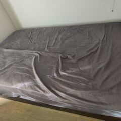 ニトリ セミダブル ベッドフレーム 引き出しタイプ　