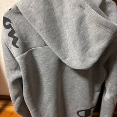 Championの未使用パーカーMサイズ