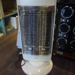 ヤマゼン　電気ストーブ　カーボン（速暖）・シーズ（遠赤外線）のツ...