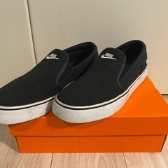 （値段交渉可）NIKE トキ スリッポン キャンバス シューズ／26.0cm／5,000円相当の画像