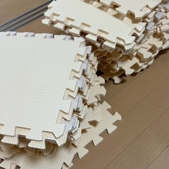 【お譲り先決定しました】クッションマット