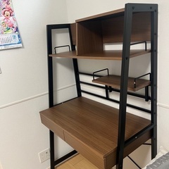 PCデスクの画像