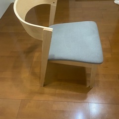 ダイニングテーブルセット　椅子4個　北欧風の画像