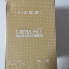 未使用　プロジェクターMagcubic  