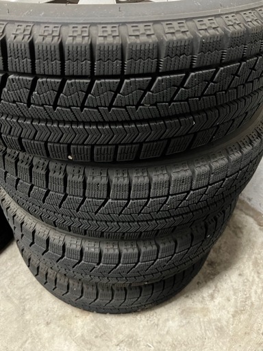 スタッドレスタイヤ4本セット　155／65R14