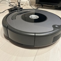 Roomba ルンバ iRobot アイロボット MA 01730　ロボット掃除機　2017年製の画像