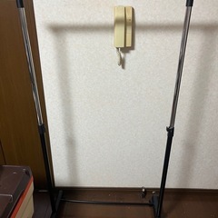 服かけるやつ