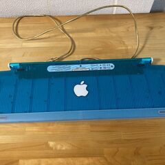 初代 iMacのキーボードの画像