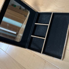 フランフラン　アクセサリーケース