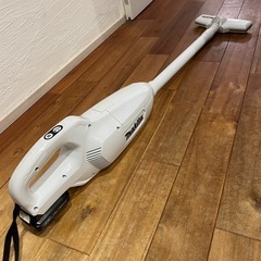 【問い合わせ多数により受付不可】マキタ　掃除機　クリーナー　ジャンク