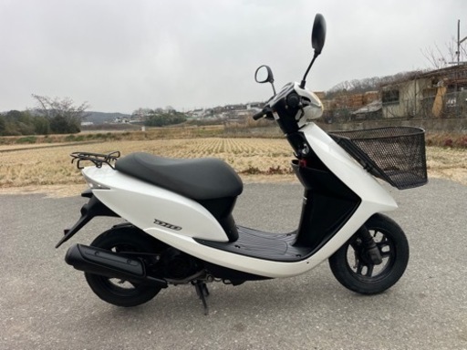 FI DIO AF68 白 バッテリー新品！