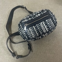 ZARAのツイードバッグです☺️