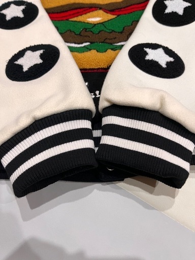 【美品】ブラックエアー　スタジャン ハンバーガー　Mサイズ　Black air