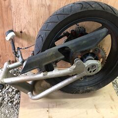 ☆彡KAWASAKI・カワサキ・ZRX400・ZR400E・リア回り・足回り・部品取り車・車両ではありません。ＺⅡ改造部品！の画像