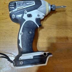 マキタ14.4Vインパクトドライバー