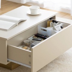 引き出し付きのセンターテーブルの画像