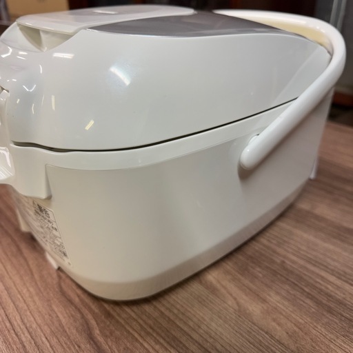 Panasonic☆5合炊き炊飯器・SR-HVD1090、2020年、茶色、家電