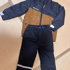 子供服　スノーウェア　H&M