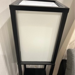 【美品】リモコン付ベッドサイドテーブル+照明の画像