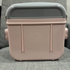 ［Combi］除菌じょーず　哺乳瓶用消毒ケース　アカチャンホンポ限定カラーの画像