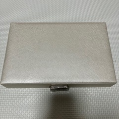 【美品】アクセサリーケースの画像