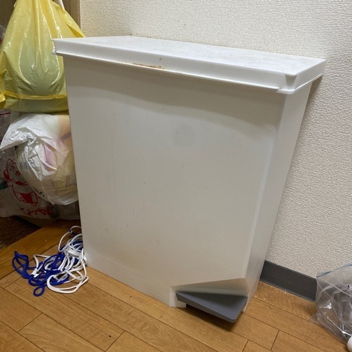 ゴミ箱