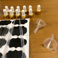 未使用　小分けボトル　スプレー　ガラス製　多数セットの画像