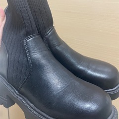 shein サイドゴア　ブーツの画像