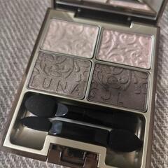 ルナソル　アイシャドウ　グレイコントラスティングアイズ 02の画像