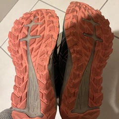 スニーカー　asics 23.5cm　の画像
