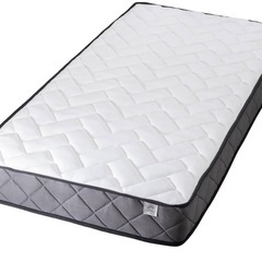 シングルベッドとマットレスの画像