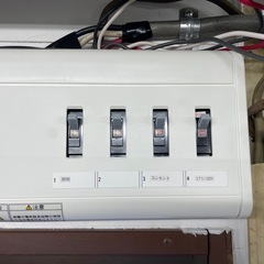 売却済み 値下げ🎶外壁 内壁 塗装済み 5.7m 7.8坪 拡張型 ユニットハウス 15.7畳 25.9平米 プレハブ スーパーハウス コンテナ 200Vエアコン 分電盤付きの画像